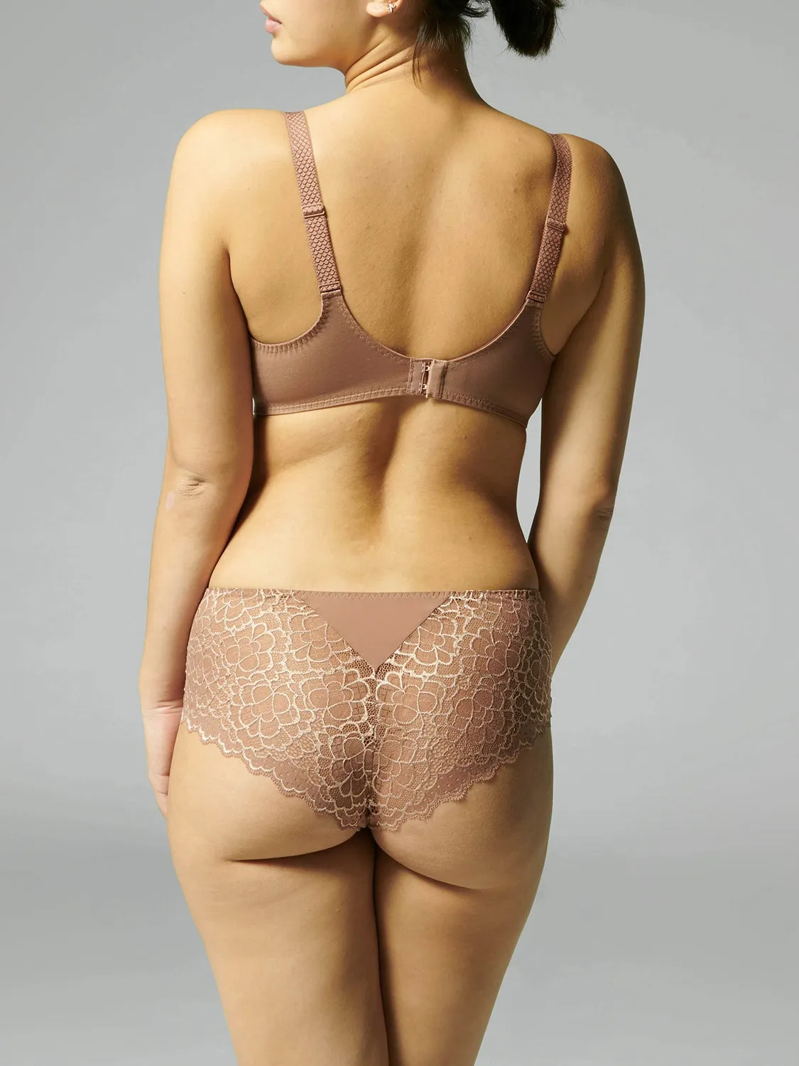 Caresse Minimizer - Coco Brown