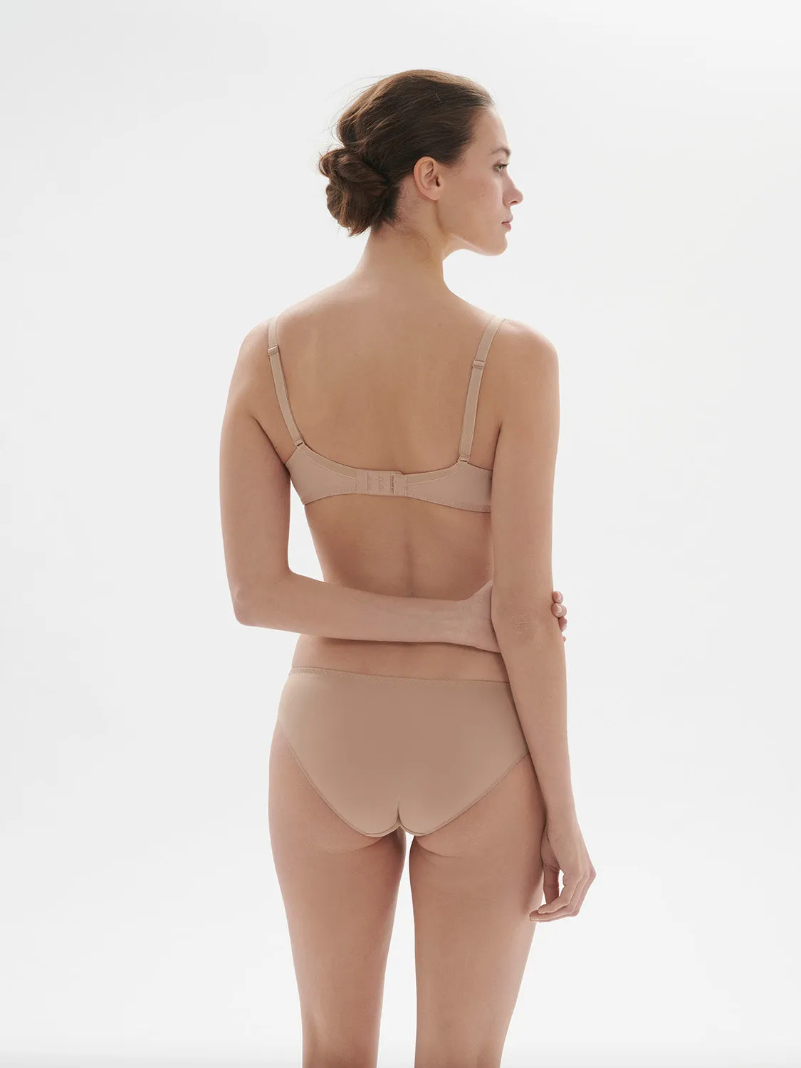 Delice Full Coverage Plunge - Sand