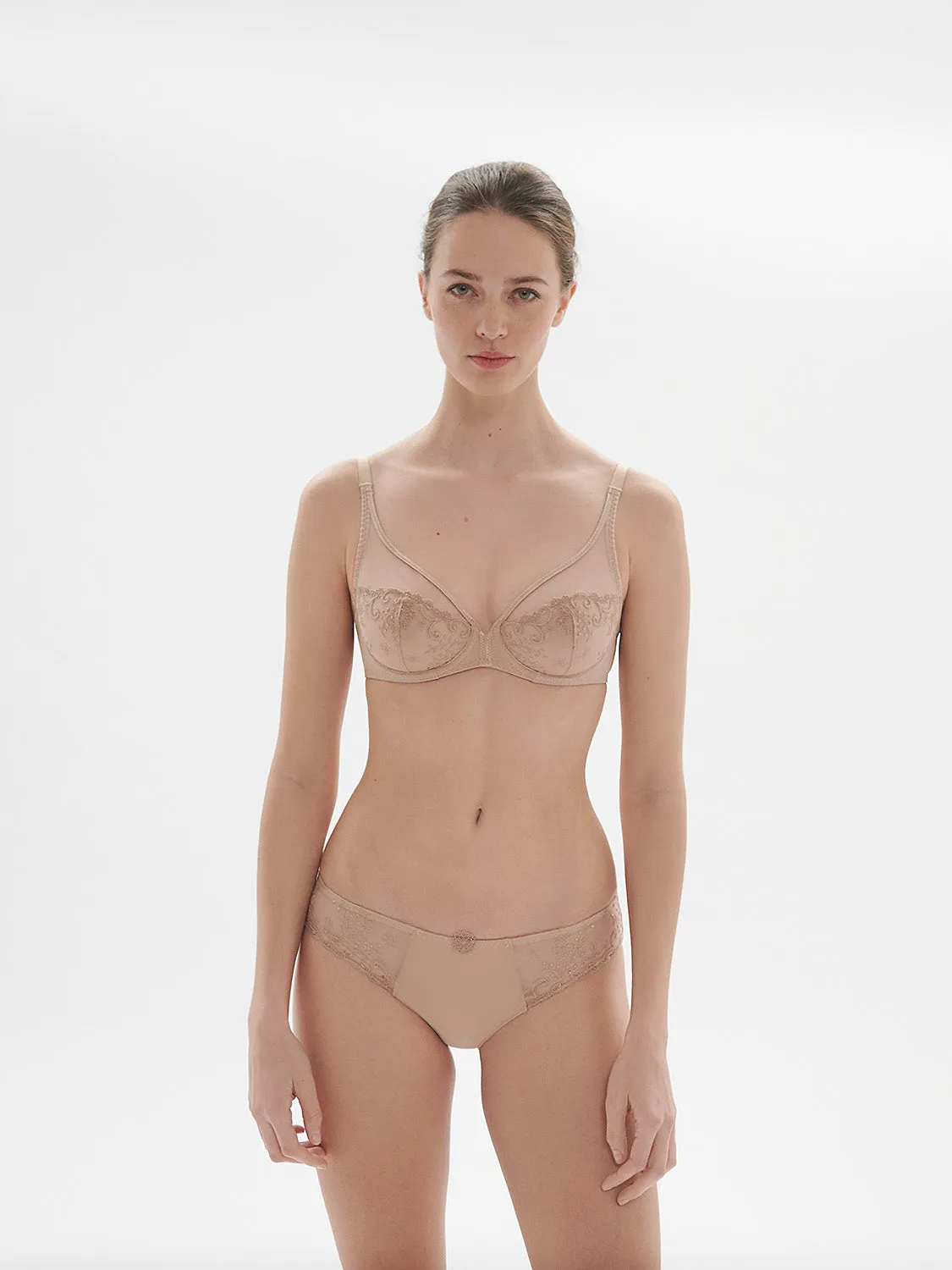 Delice Full Coverage Plunge - Sand