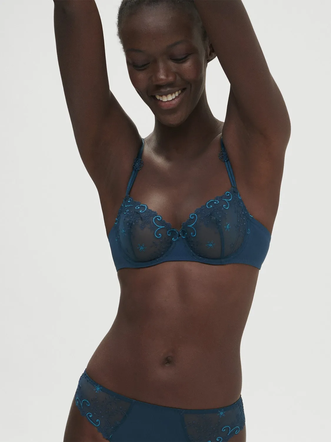 Delice Sheer Demi - Prestige Blue
