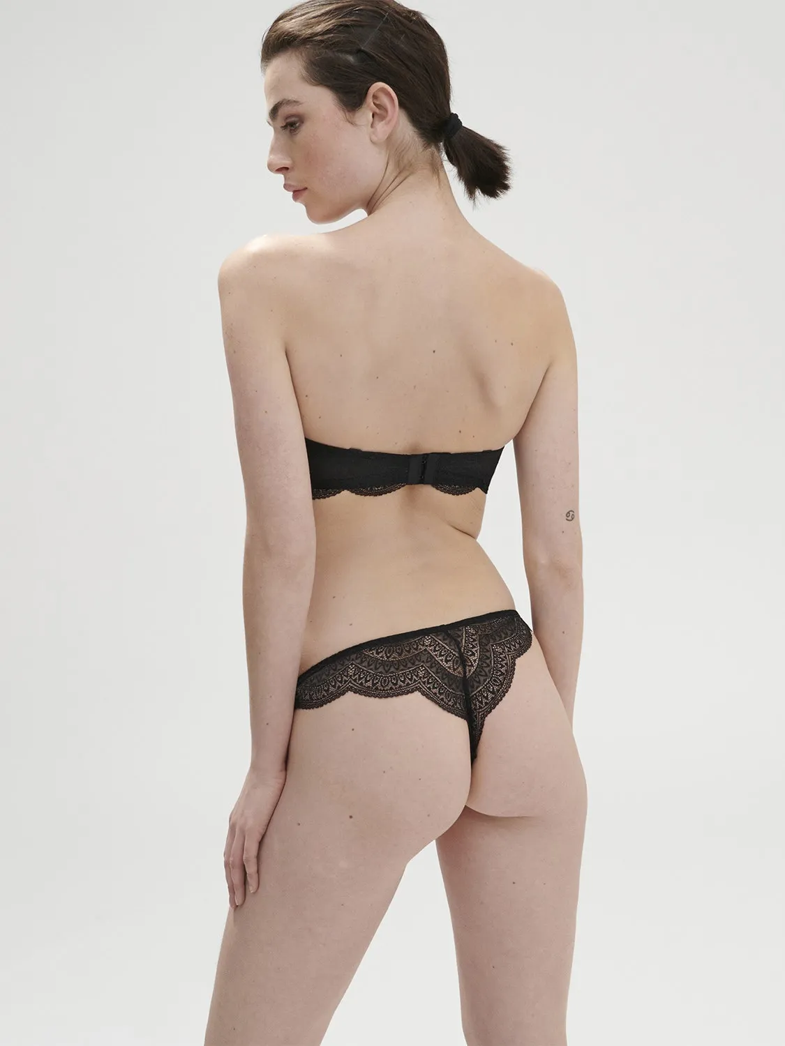 Karma Tanga - Black